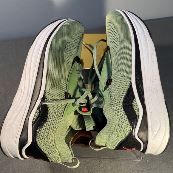 Puma Green and Black Athletic Shoes - Picture 5 of 8